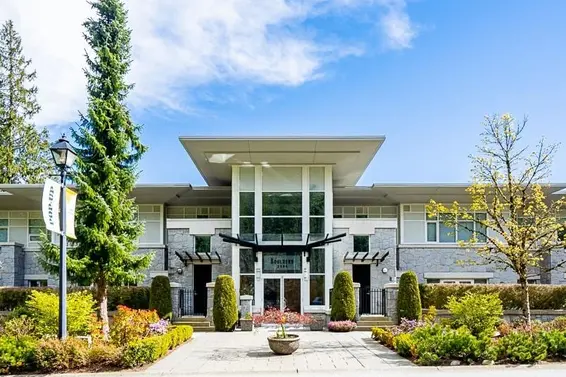 302 2200 Chippendale Road, West Vancouver